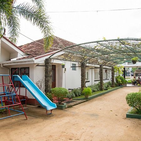 Hamilton House Hotel Negombo Exterior foto
