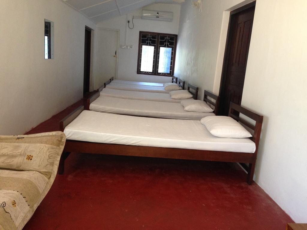 Hamilton House Hotel Negombo Cameră foto