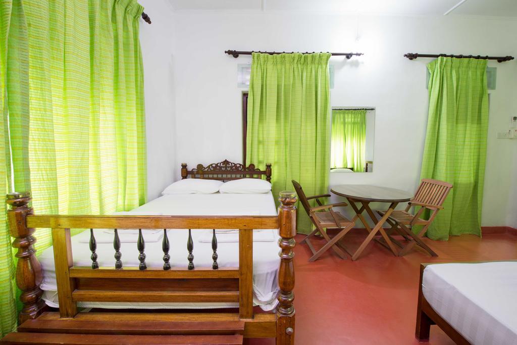 Hamilton House Hotel Negombo Cameră foto