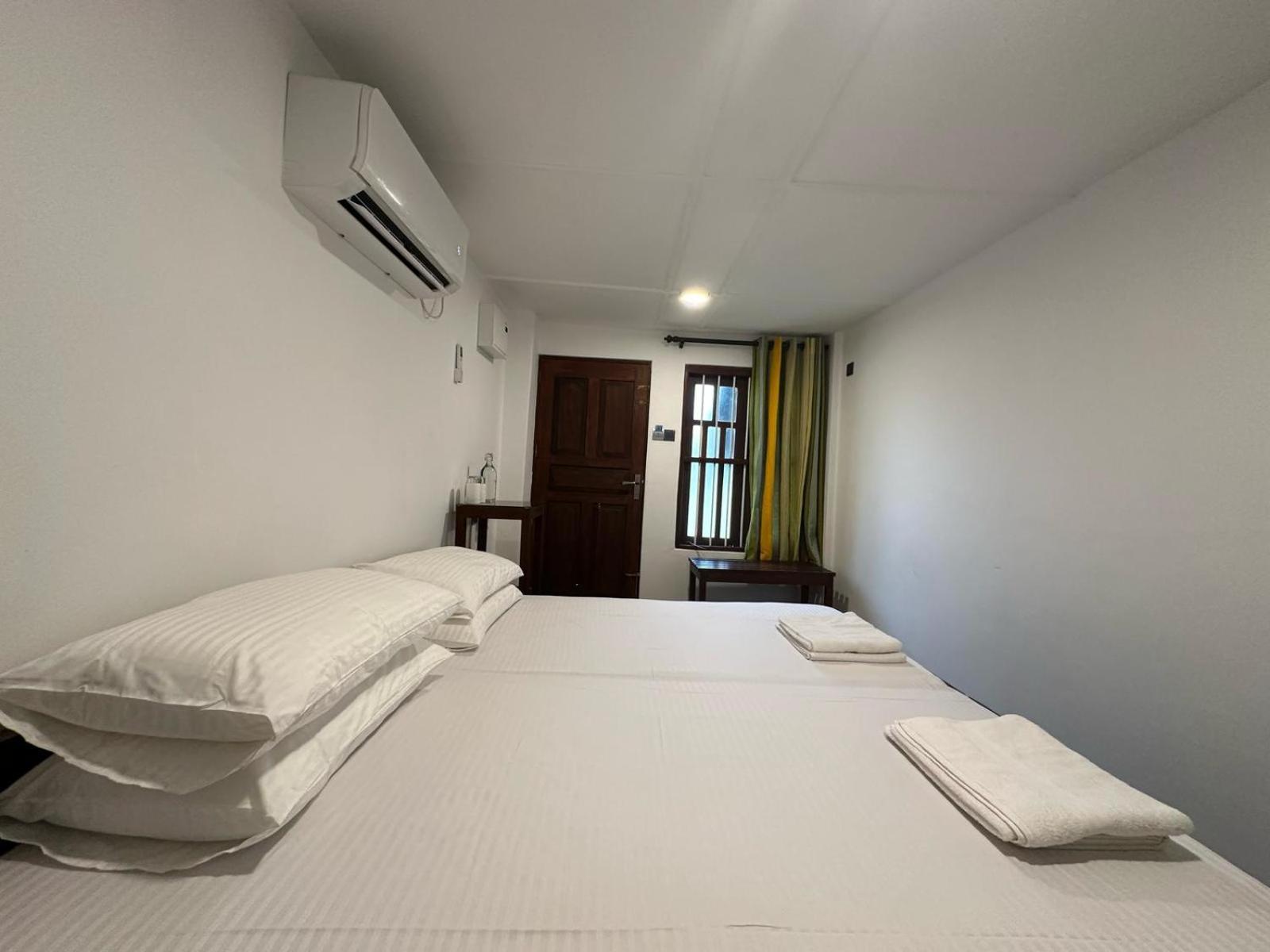 Hamilton House Hotel Negombo Exterior foto