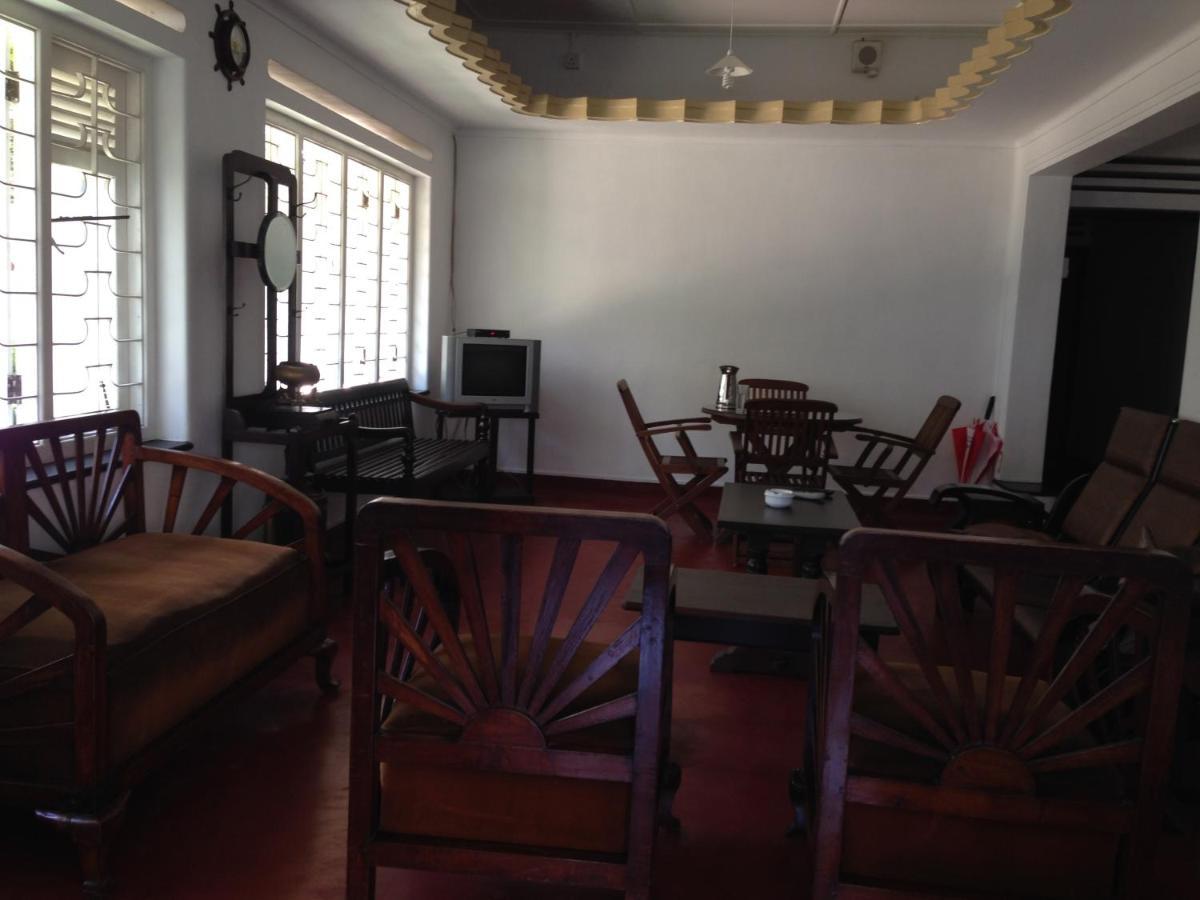 Hamilton House Hotel Negombo Exterior foto